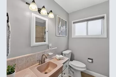 1053 W Princeton Street, Ontario, CA 91762 - Photo 15