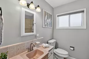 1053 W Princeton St, Ontario, CA 91762 - Photo 15