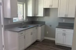 2260 Easy Ave, Long Beach, CA 90810 - Photo 9