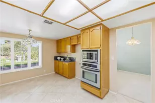2000 Citrus Wood Ln, Riverside, CA 92503 - Photo 9