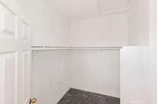 8466 Hoover Ct, Oak Hills, CA 92344 - Photo 25