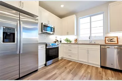 16554 Stone Pine Lane, Fontana, CA 92336 - Photo 15