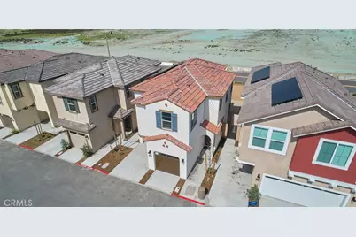 16554 Stone Pine Lane, Fontana, CA 92336 - Photo 5