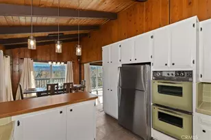 27994 W Shore, Lake Arrowhead, CA 92352 - Photo 15