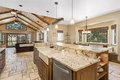 1036 Venus Way, Crestline, CA 92325 - Photo 13