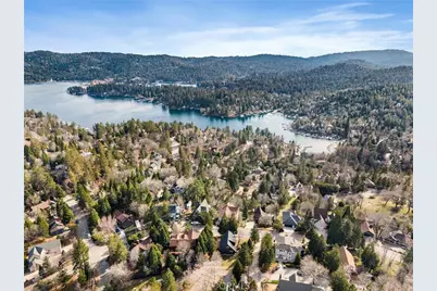 27786 Matterhorn Drive, Lake Arrowhead, CA 92352 - Photo 5