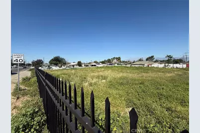 10621 Jurupa Rd, Jurupa Valley, CA 91752 - Photo 13