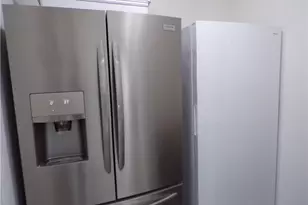 13627 Hermano Way, Desert Hot Springs, CA 92240 - Photo 11