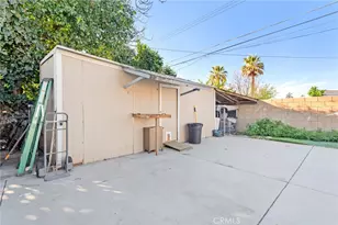 19450 Woodhill St, Rialto, CA 92376 - Photo 39