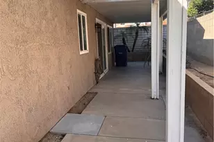 7707 Newcastle Ct, Highland, CA 92346 - Photo 25