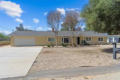 22223 Ramona, Nuevo, CA 92567 - Photo 9