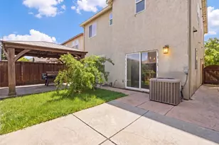 1574 Hearthsong Dr, Manteca, CA 95337 - Photo 27