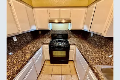 13772 Red Mahogany, Moreno Valley, CA 92553 - Photo 7