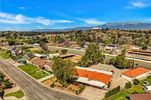 9210 Trailhead, Jurupa Valley, CA 92509 - Photo 29