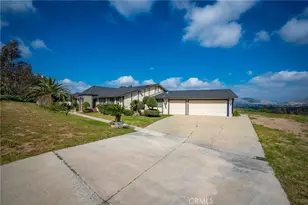 8501 Gray Mare, Jurupa Valley, CA 92509 - Photo 5