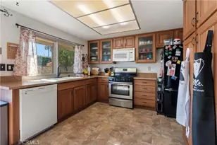 6624 Banyan Pl, Riverside, CA 92506 - Photo 13