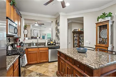 15636 Vista Way #104, Lake Elsinore, CA 92532 - Photo 5