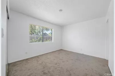 1911 N Summit, Pasadena, CA 91103 - Photo 17