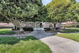 1105 W Victoria, Rialto, CA 92376 - Photo 27