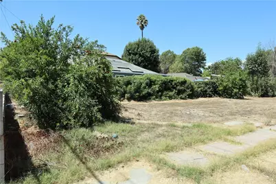 949 W Grand Ave, Pomona, CA 91766 - Photo 7