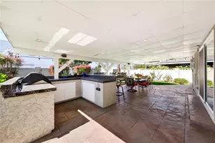 16381 Rhone, Huntington Beach, CA 92647 - Photo 37