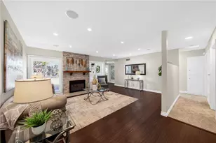 16381 Rhone, Huntington Beach, CA 92647 - Photo 21