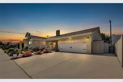 16381 Rhone, Huntington Beach, CA 92647 - Photo 3