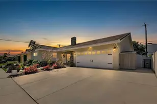 16381 Rhone, Huntington Beach, CA 92647 - Photo 3