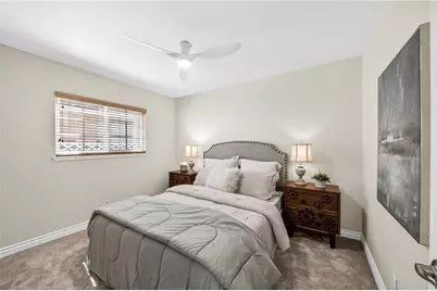 16381 Rhone, Huntington Beach, CA 92647 - Photo 27