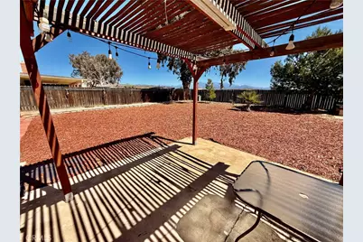 14210 Kingsway Court, Moreno Valley, CA 92553 - Photo 23