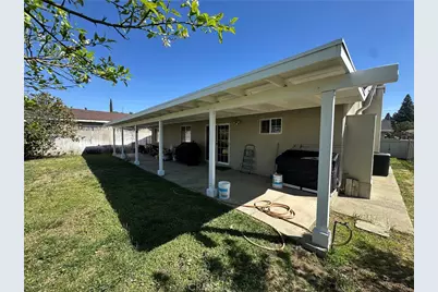 9758 Juniper, Fontana, CA 92335 - Photo 11