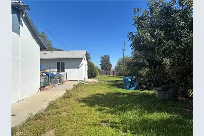 8005 Oleander, Fontana, CA 92336 - Photo 3