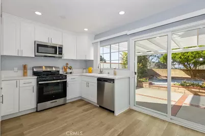 23441 Via Ronda, Mission Viejo, CA 92691 - Photo 5