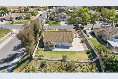 1003 Clearwood Avenue, Riverside, CA 92506 - Photo 35