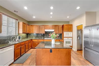 15356 Thistle Street, Fontana, CA 92336 - Photo 21