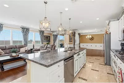 15507 Vanilla Bean Lane, Fontana, CA 92336 - Photo 13