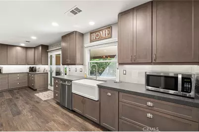 2241 N Campus, Upland, CA 91784 - Photo 23