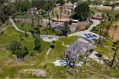 6480 Hawarden, Riverside, CA 92506 - Photo 19