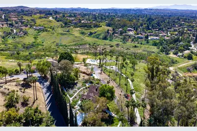 6480 Hawarden, Riverside, CA 92506 - Photo 9