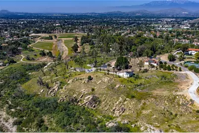 6480 Hawarden, Riverside, CA 92506 - Photo 5