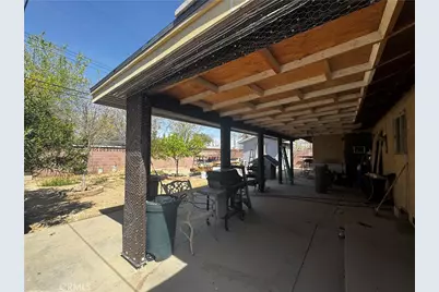 1017 W Avenue H8, Lancaster, CA 93534 - Photo 3