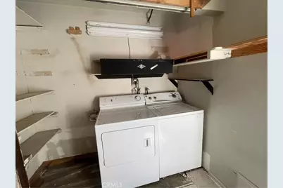 662 Riverside, Sugarloaf, CA 92386 - Photo 15