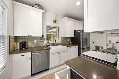 236 W 1st Street, San Dimas, CA 91773 - Photo 9