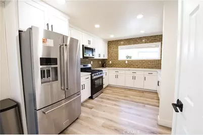 1322 Campus, Redlands, CA 92374 - Photo 13