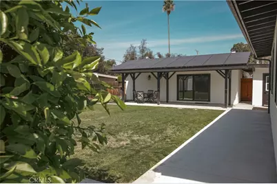 1322 Campus, Redlands, CA 92374 - Photo 29