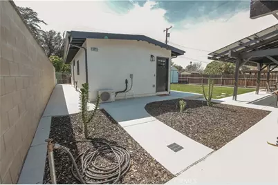 1322 Campus, Redlands, CA 92374 - Photo 39