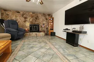 23729 Citrus Ave, Perris, CA 92570 - Photo 17