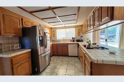 23729 Citrus Avenue, Perris, CA 92570 - Photo 15