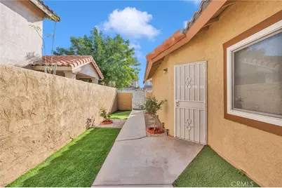1065 Martinez, Colton, CA 92324 - Photo 5