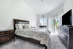 5728 Oak Bend Ln, Oak Park, CA 91377 - Photo 9